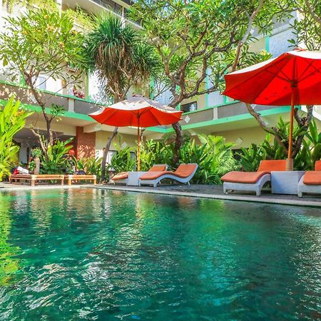 Capital O 1666 Grand Pudjawan Hotel Near Kuta Beach Exterior foto