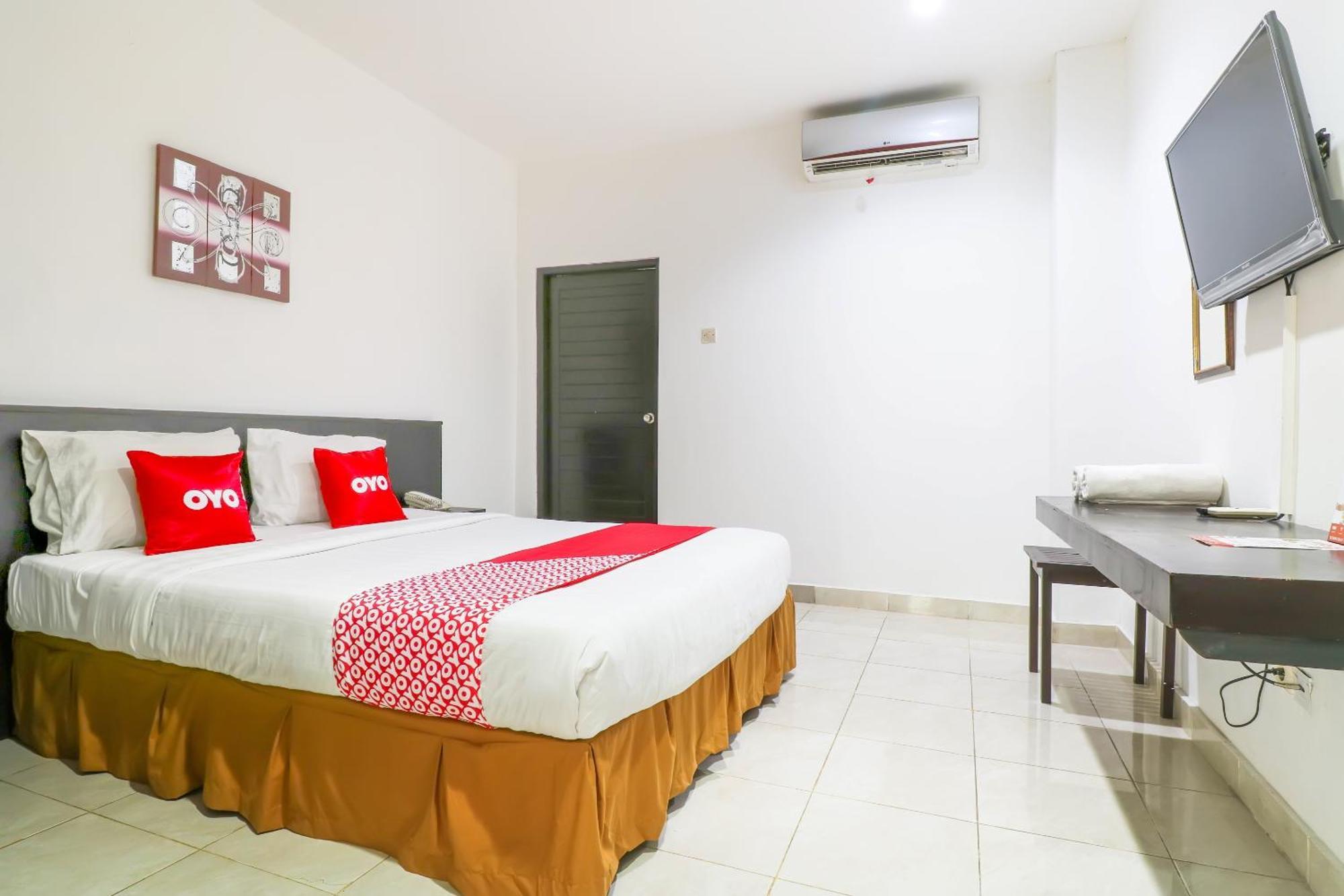 Capital O 1666 Grand Pudjawan Hotel Near Kuta Beach Exterior foto